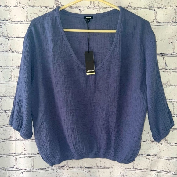 Monrow Tops - Monrow Blue Cotton V Neck Crop Top Size Medium
